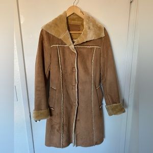 Slim fitting long suede jacket